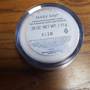 Loose powder- translucent